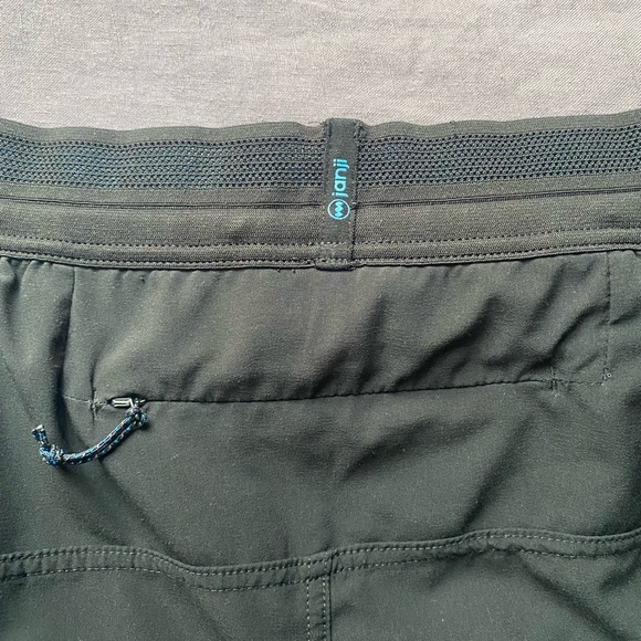 Janji AFO 5 Inch Black Running Shorts Small - Picture 5 of 6